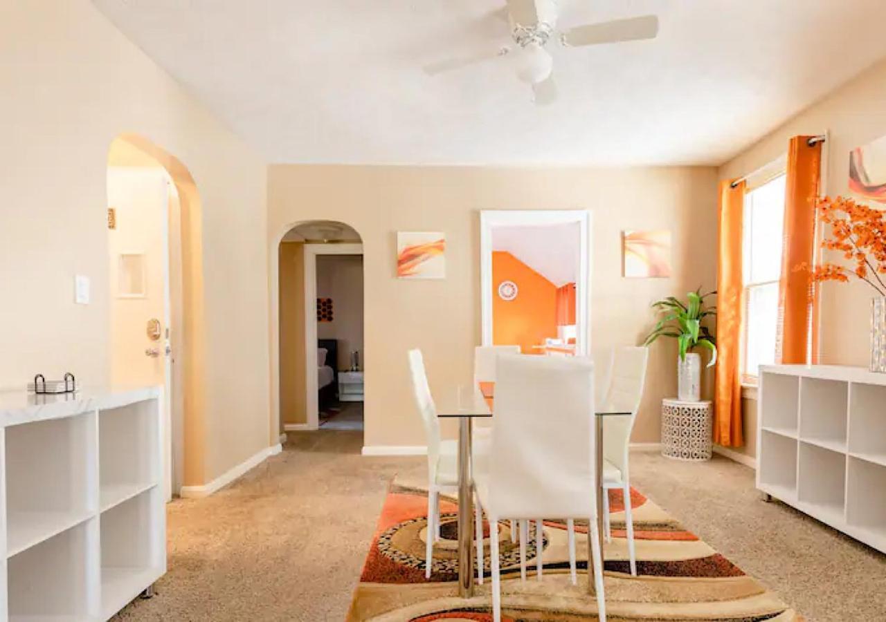La Naranja Retreat - Cozy Duplex Near Downtown With Parking, 300 Mb Wifi & Self Check In Villa Cleveland Dış mekan fotoğraf